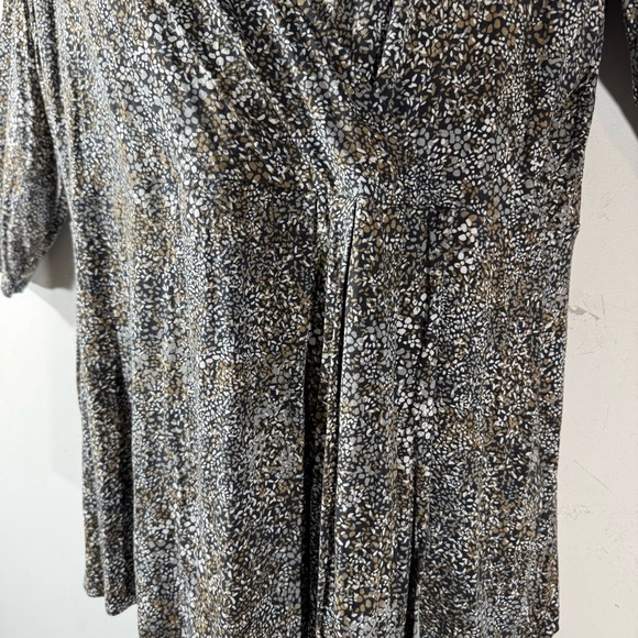 J. Jill Wearever Collection Brown and Black Patterned Tunic Top - Picture 4 of 12